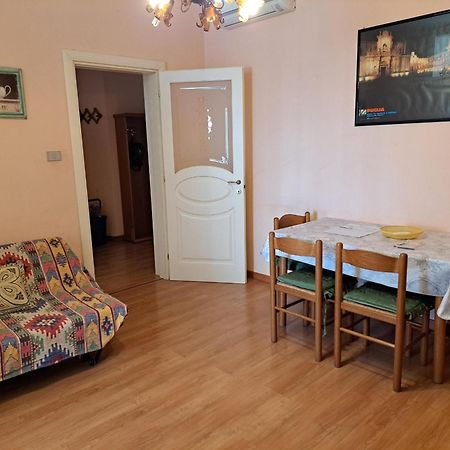 Mamma Gina Apartment Lecce Ngoại thất bức ảnh