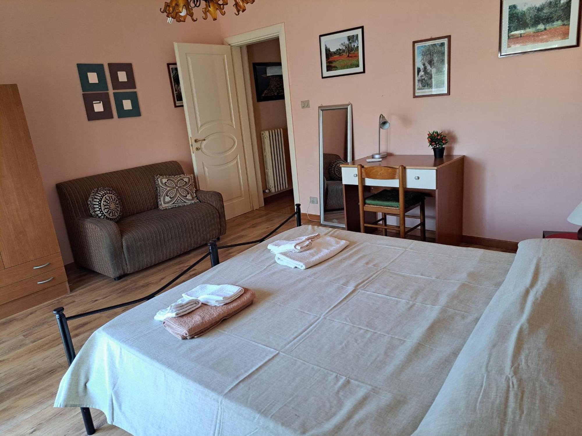 Mamma Gina Apartment Lecce Ngoại thất bức ảnh